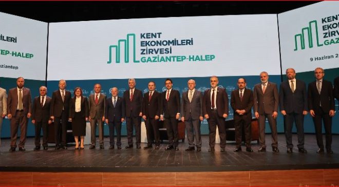 Türkiye-Suriye ilişkileri Gaziantep’te masaya yatırıldı