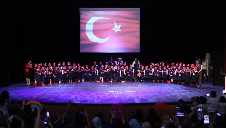 GAÜN KREŞ VE ANAOKULU’NDA MEZUNİYET COŞKUSU