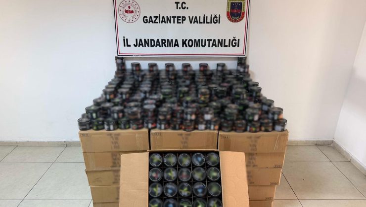 JANDARMADAN 1 MİLYON 850 BİN TL DEĞERİNDE KAÇAK MALZEME ELE GEÇİRİLDİ