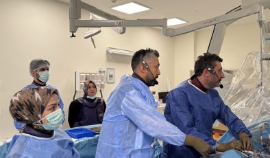 Gaziantep Şehir Hastanesi’nde 3. Girişimsel Nöroradyoloji Günleri Canlı Vakalar Başarıyla Gerçekleştirildi