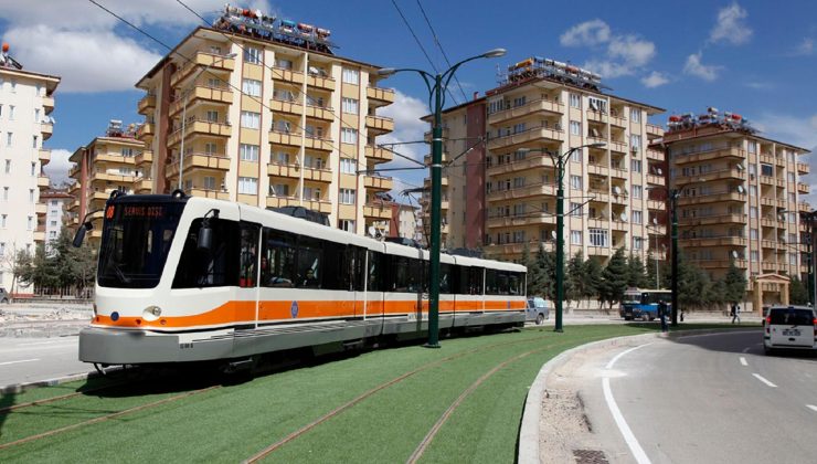 GAZİANTEP BÜYÜKŞEHİR DEN LGS’YE GİRECEK ÖĞRENCİLERE ULAŞIM DESTEĞİ