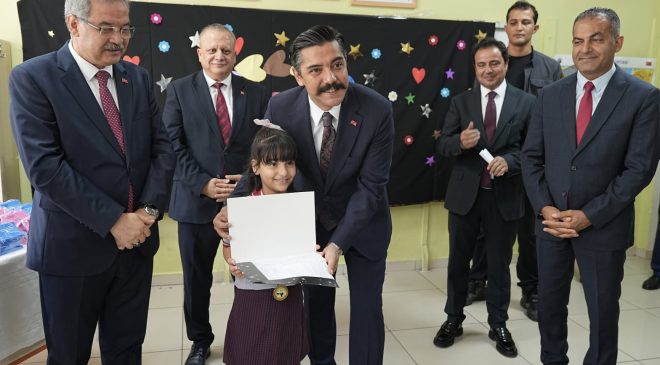 GAZİANTEP’TE KARNE GÜNÜ HEYECANI