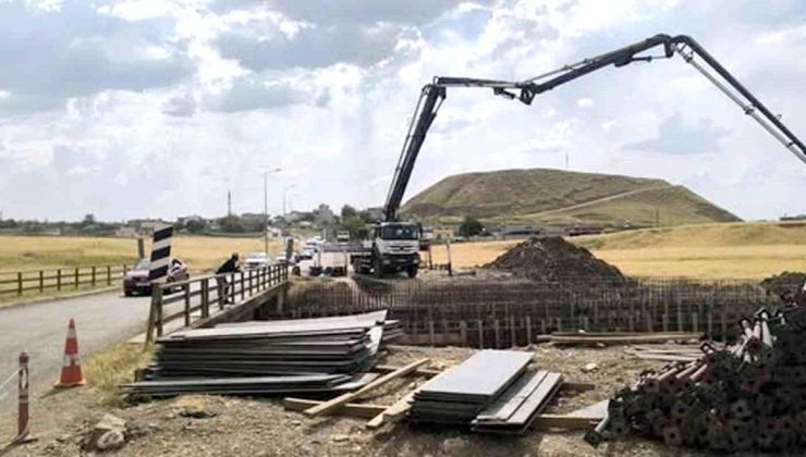 Araban’da kırsal mahalleleri ilçeye bağlayan köprüyü yenileme çalışmaları sürüyor