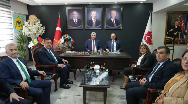 Bolat’tan MHP’ye özel ziyaret