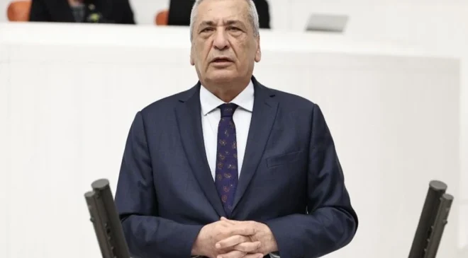 Öztürkmen isyan etti