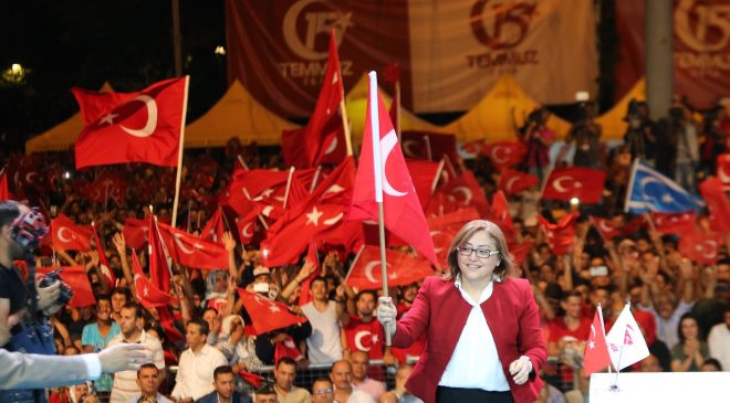 FATMA ŞAHİN: “15 TEMMUZ, MİLLET İRADESİNİN DESTANIDIR”