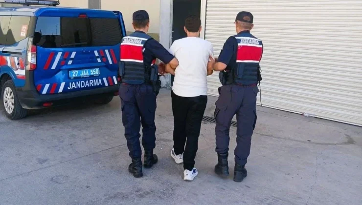 Gaziantep’te firari hükümlü jandarmadan kaçamadı