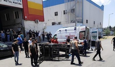 üzerine forklift devrilen genç işçi hayatını kaybetti