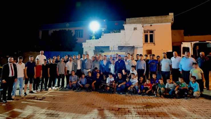 BAŞKAN YILMAZ, KIZIKKARASAKAL’DA GENÇLERLE BULUŞTU