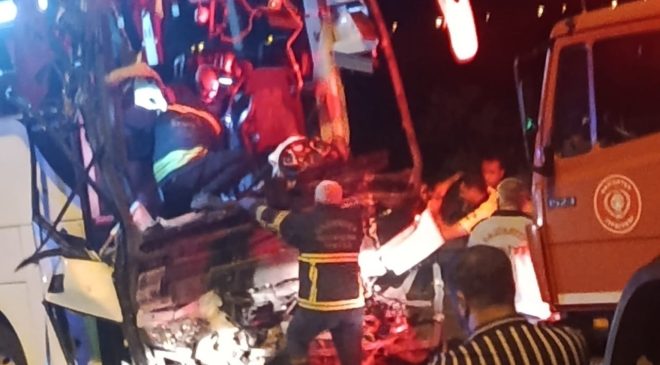Gaziantep’te yolcu otobüsü tırla çarpıştı: 2 ölü, 22 yaralı