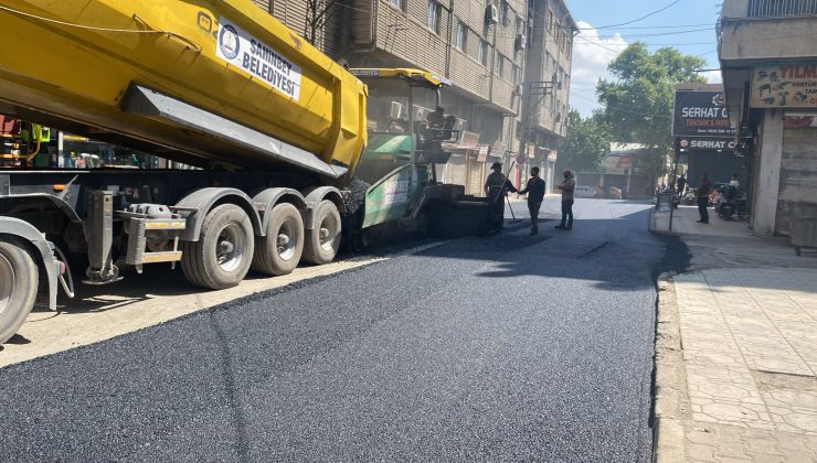 ŞAHİNBEY’DE ASFALT ÇALIŞMALARI ARALIKSIZ SÜRÜYOR