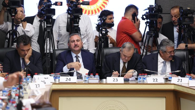 TBMM Adalet Komisyonu’nda Konuşan AK Parti Grup Başkanvekili Abdulhamit Gül: “Kanun Teklifi Milletimizin Teklifidir”
