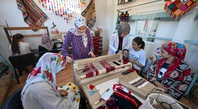 Gaziantep’te kadınların el emeği geleneksel sanata dönüşüyor