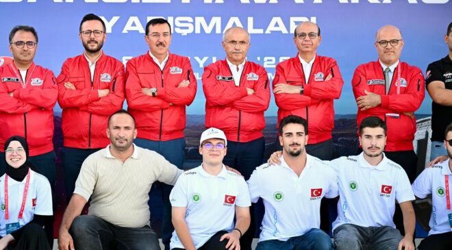 BAŞKAN GEÇİT: “GENÇLERİMİZİN YENİLİKÇİ PROJELERİ BİZLERİ UMUTLANDIRIYOR”