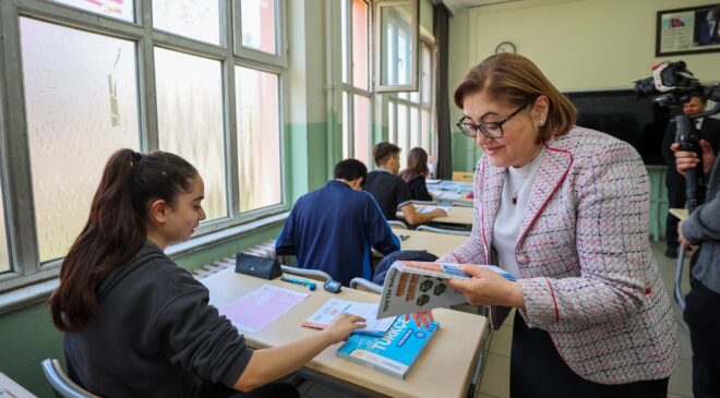 BÜYÜKŞEHİR’DEN EĞİTİME KESİNTİSİZ VE ÇOK YÖNLÜ DESTEK