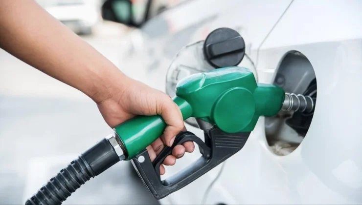 Benzine rekor zam geliyor: Litre 90 TL’yi aşacak