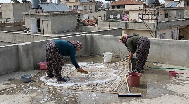 Gaziantep’te 2 kadın halı yıkarken öldü!
