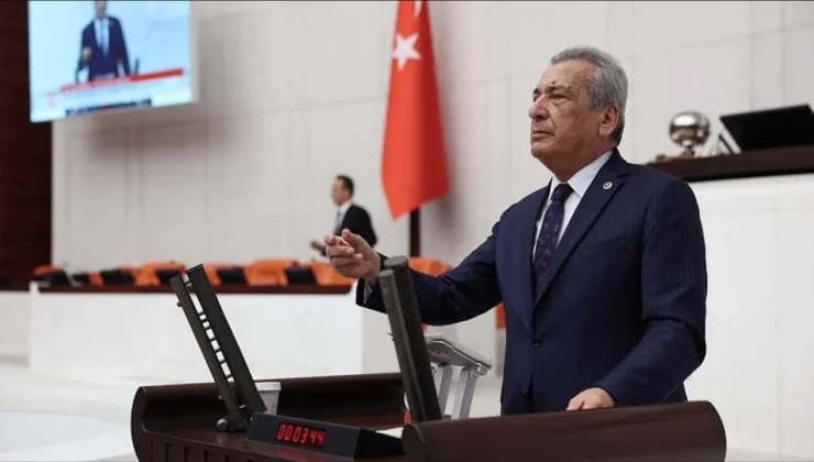 Öztürkmen, dizileri suçladı