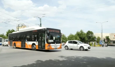 Gaziantep’te üniversite öğrencilerine ulaşım desteği
