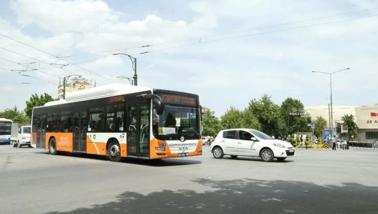 Gaziantep’te üniversite öğrencilerine ulaşım desteği