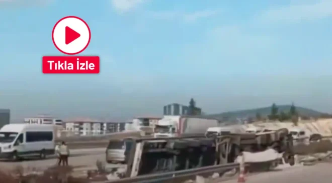 Gaziantep Otoyolunda Devrilen TIR Ulaşımı kilitledi! Ekipler Seferber Oldu