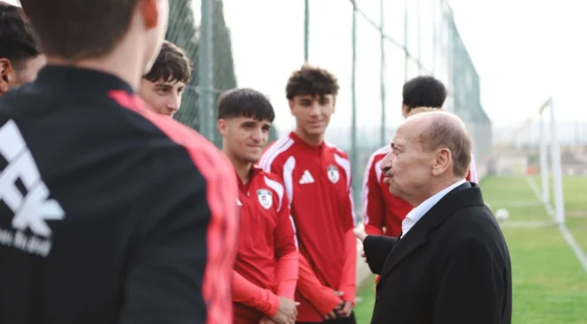 Başkan gençlere güveniyor