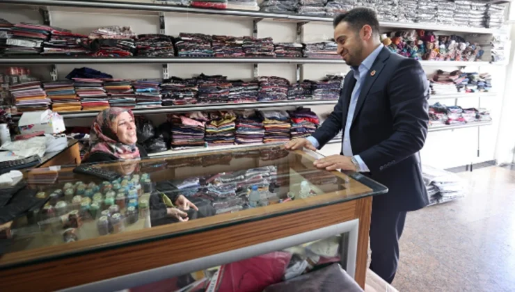 Şahin’den Muhtarlara jest